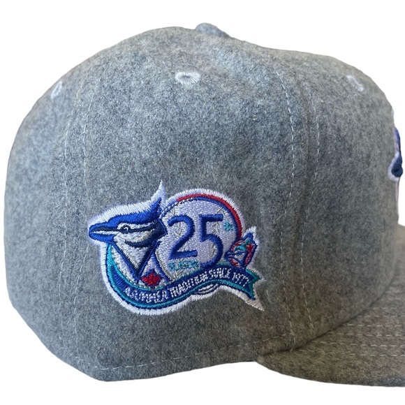 TORONTO BLUE JAYS 25th Anniversary New Era 5950 Melton Grey Fitted Cap 7 1/2 - Picture 2 of 5